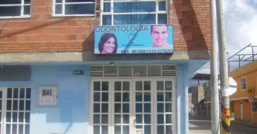 ODONTOLOGIA NILSON URAZAN ODONTOLOGIA NILSON URAZAN